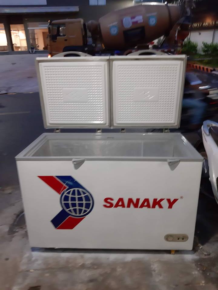 Thanh lý tủ đông Sanaky